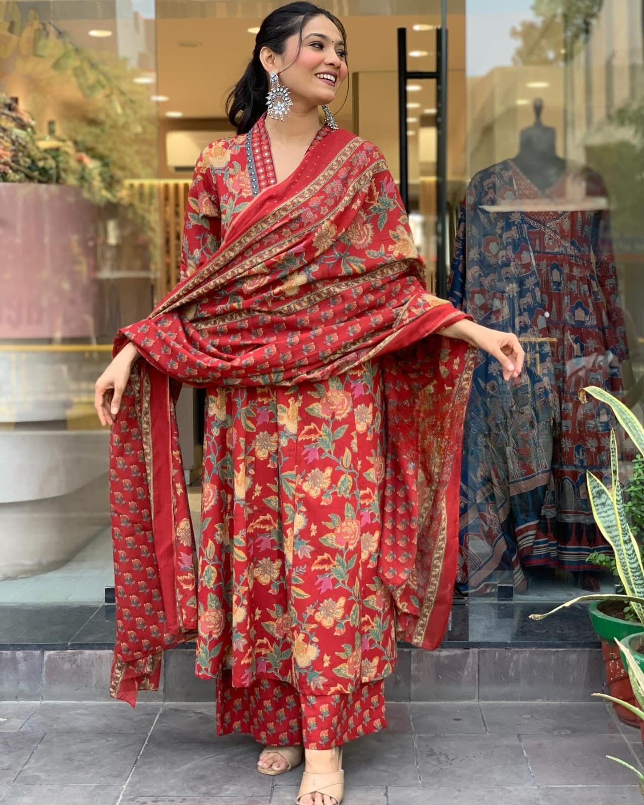 Pure cambric cotton printed kurta & pant with dupatta