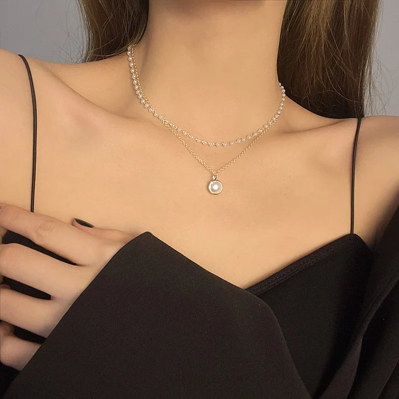 Pearl Bow Pendant Choker Necklace