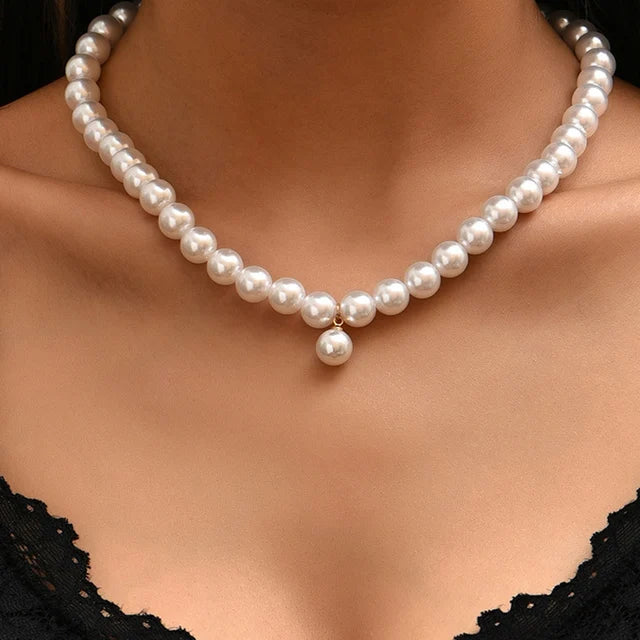 Imitation Pearl Green Rose Color Stone Necklace