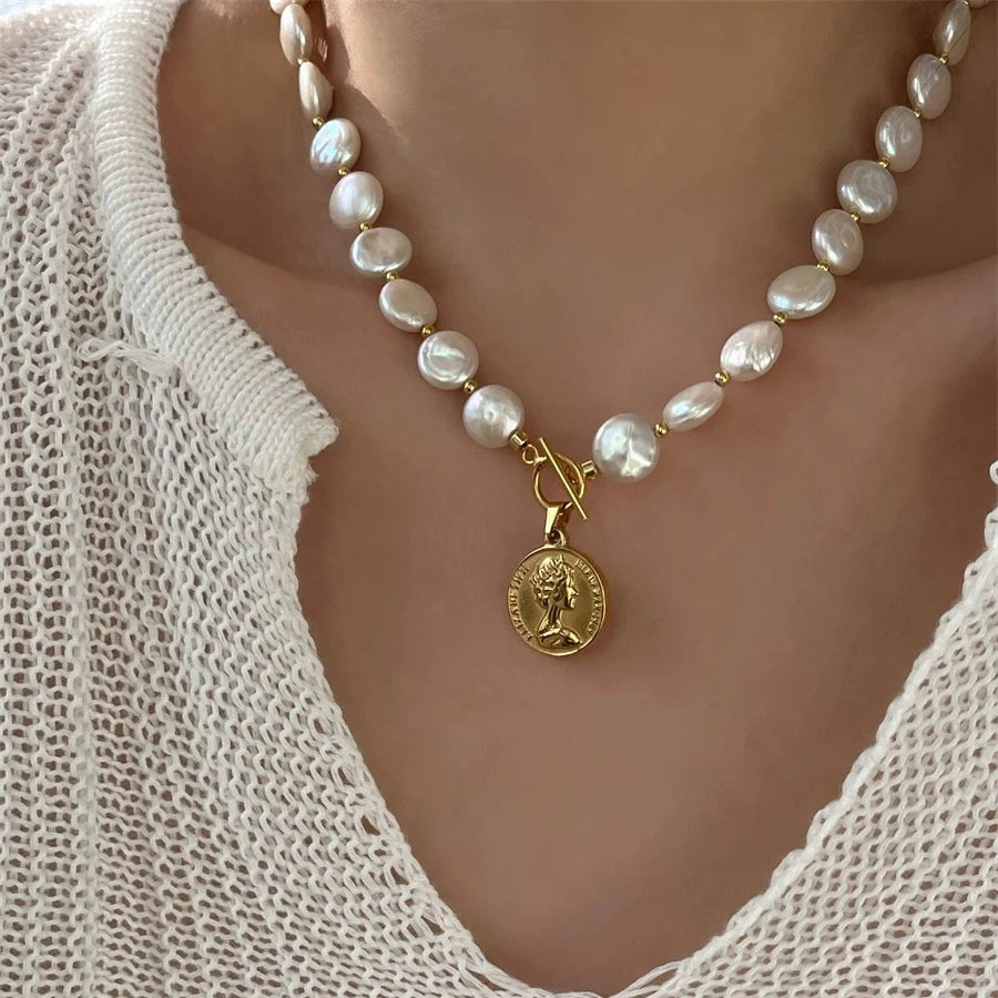 Imitation Pearl Green Rose Color Stone Necklace