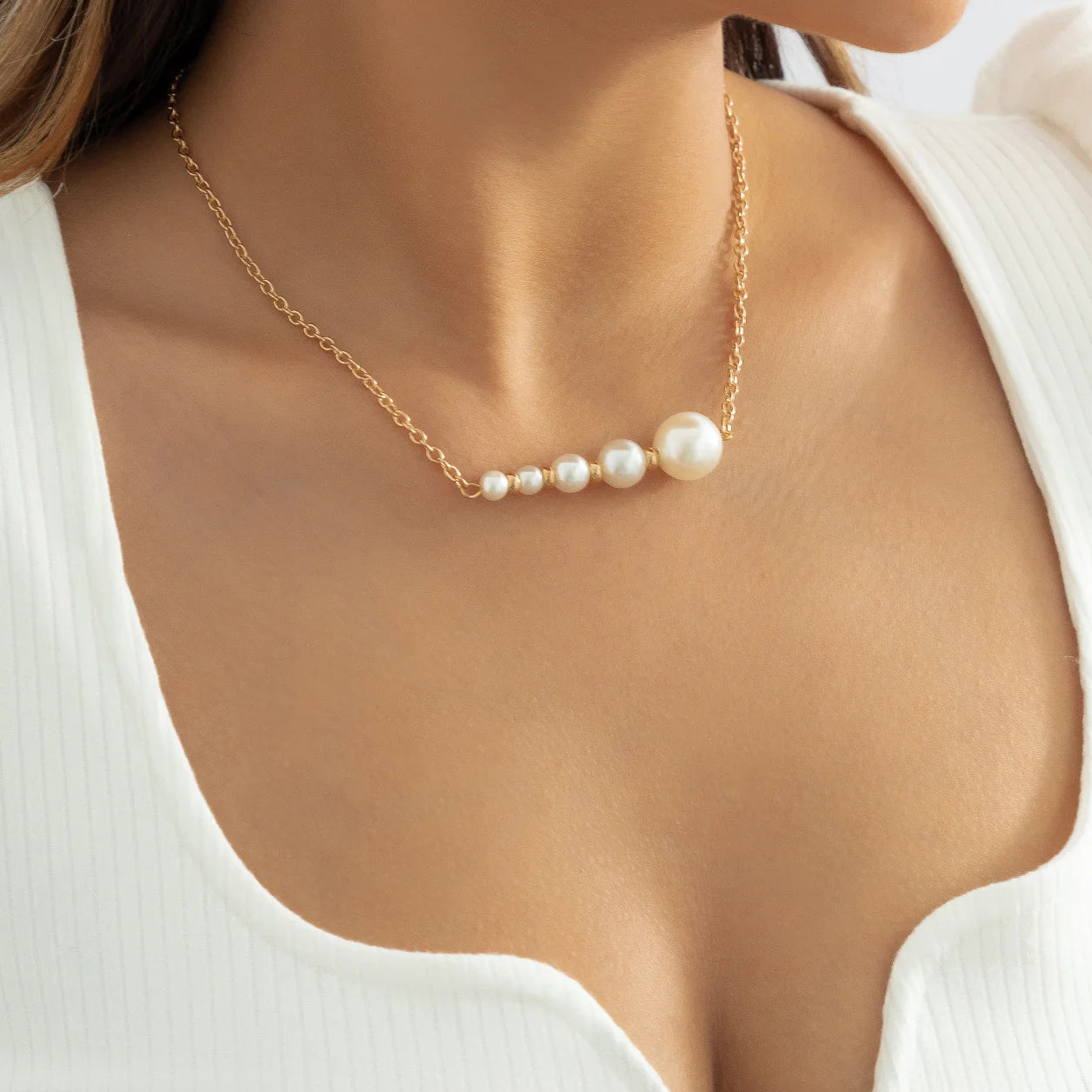 Imitation Pearl Green Rose Color Stone Necklace