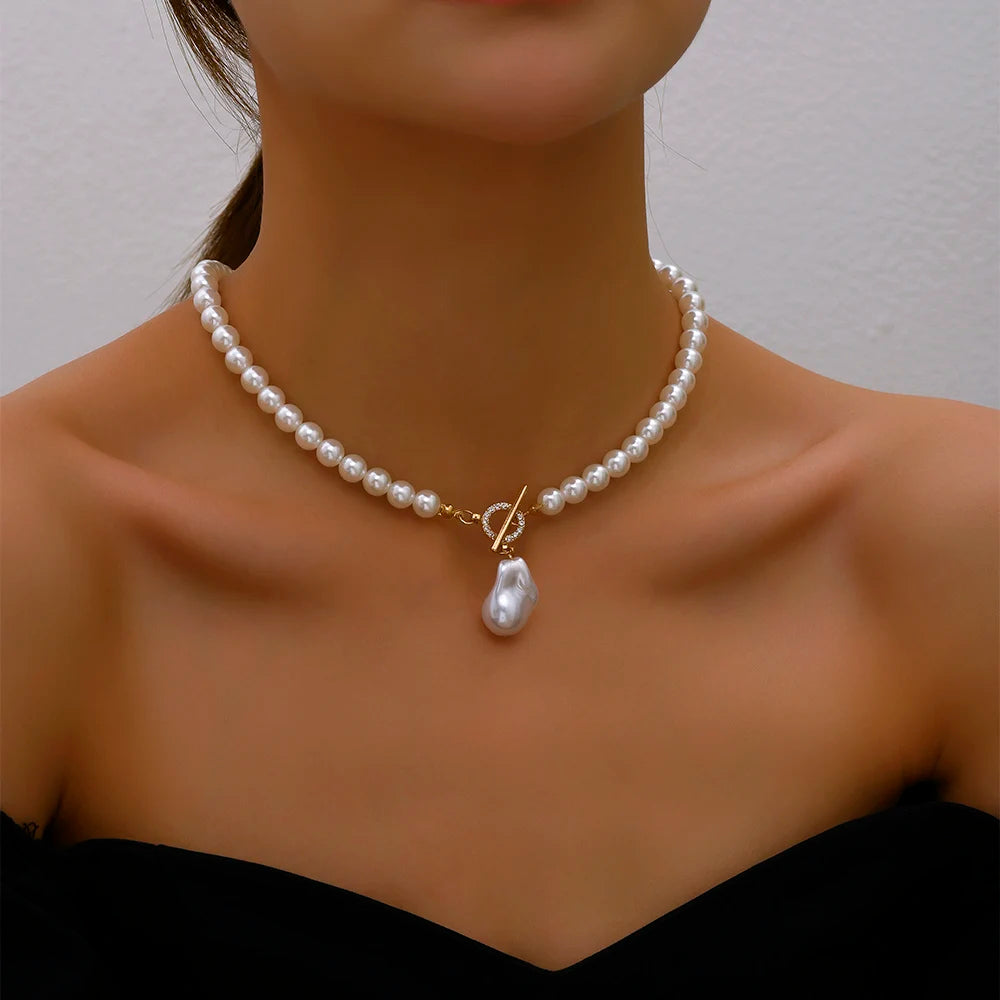 Imitation Pearl Green Rose Color Stone Necklace