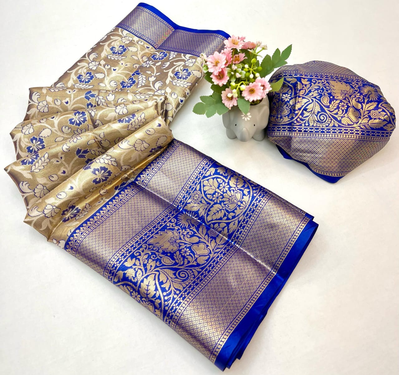 Kanjivaram Silk With Heavy Mina Weaving Saree with Contrast Weaving Brocket Blouse