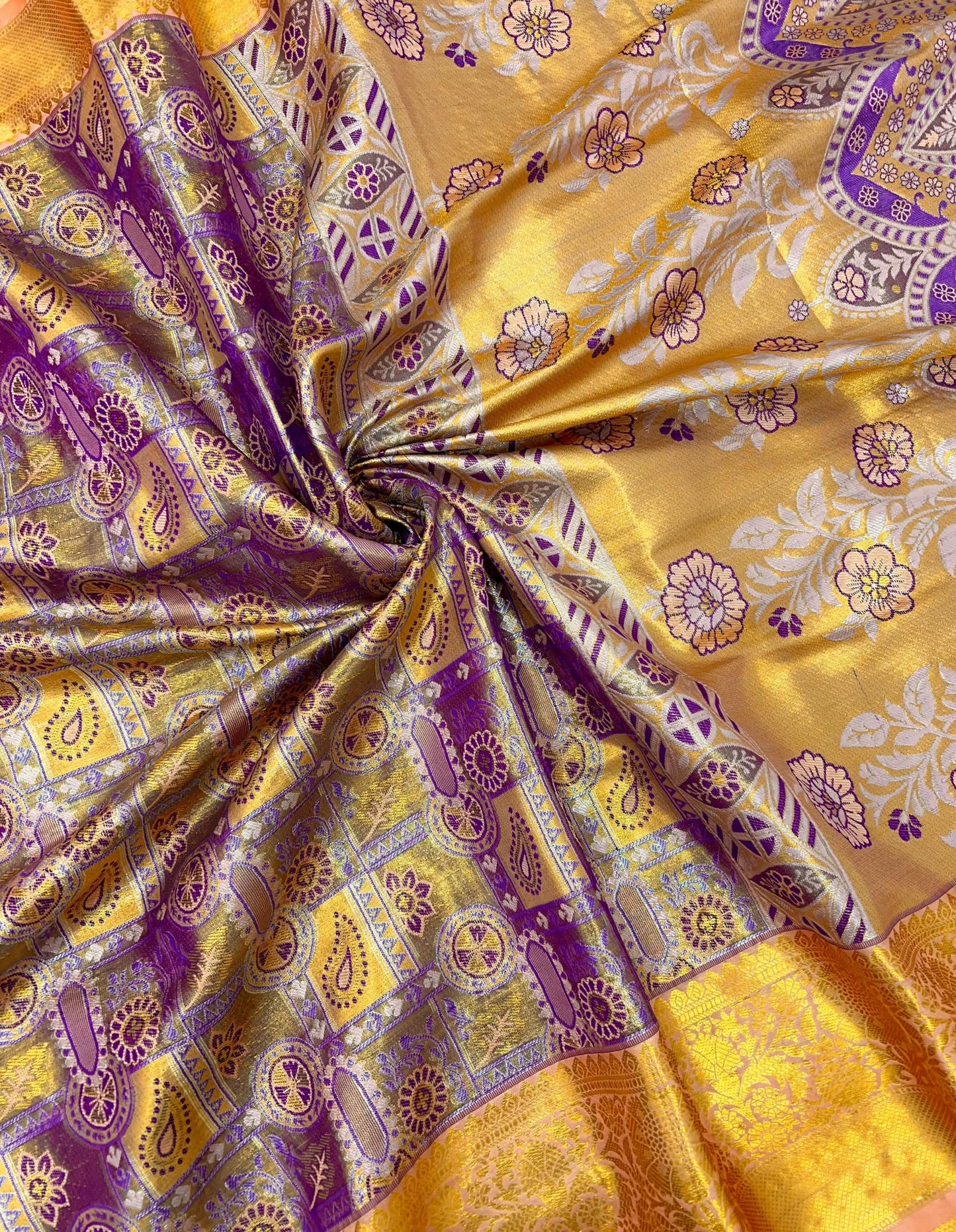 Pure kanchipuram silk Saree with allover zari woven floral design brocade weaves