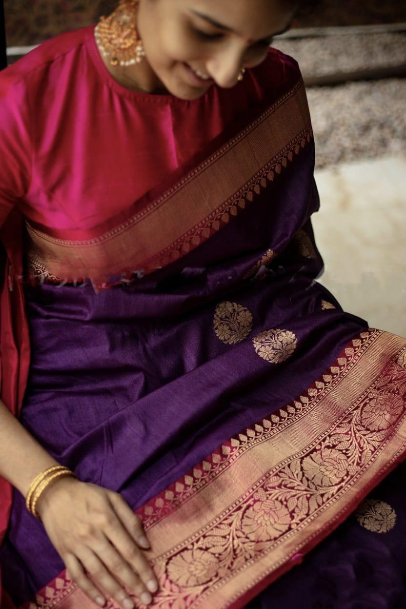 Jacquard Soft Lichi Silk Saree With Beautiful Rich Pallu