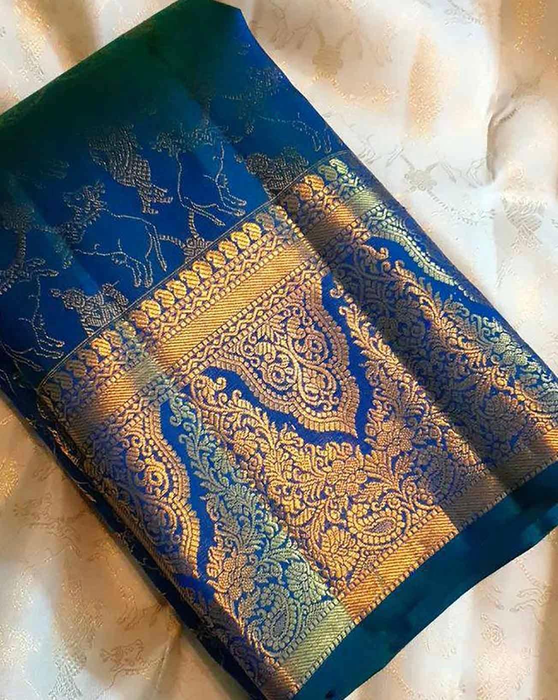 Designer Soft Lichi Silk Saree With Jacquard Work & Beautiful Rich Pallu