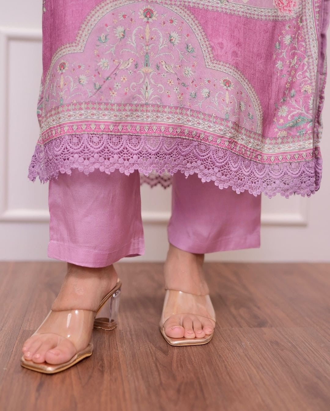 Lilac Muslin Pakistani Suit