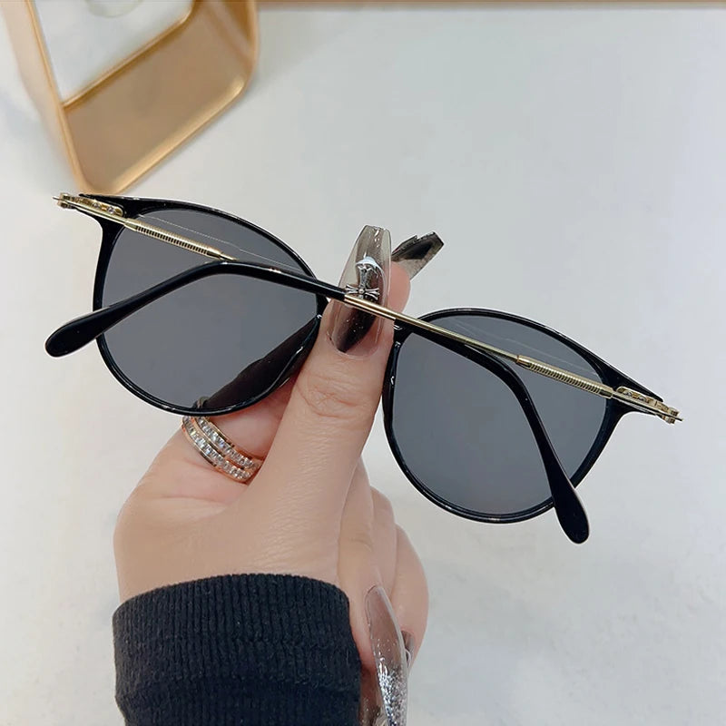 Round Vintage Sunglasses for Women