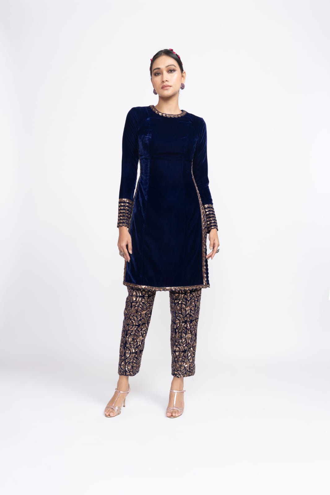 Velvet 2 Piece Suit With Embroidery Work