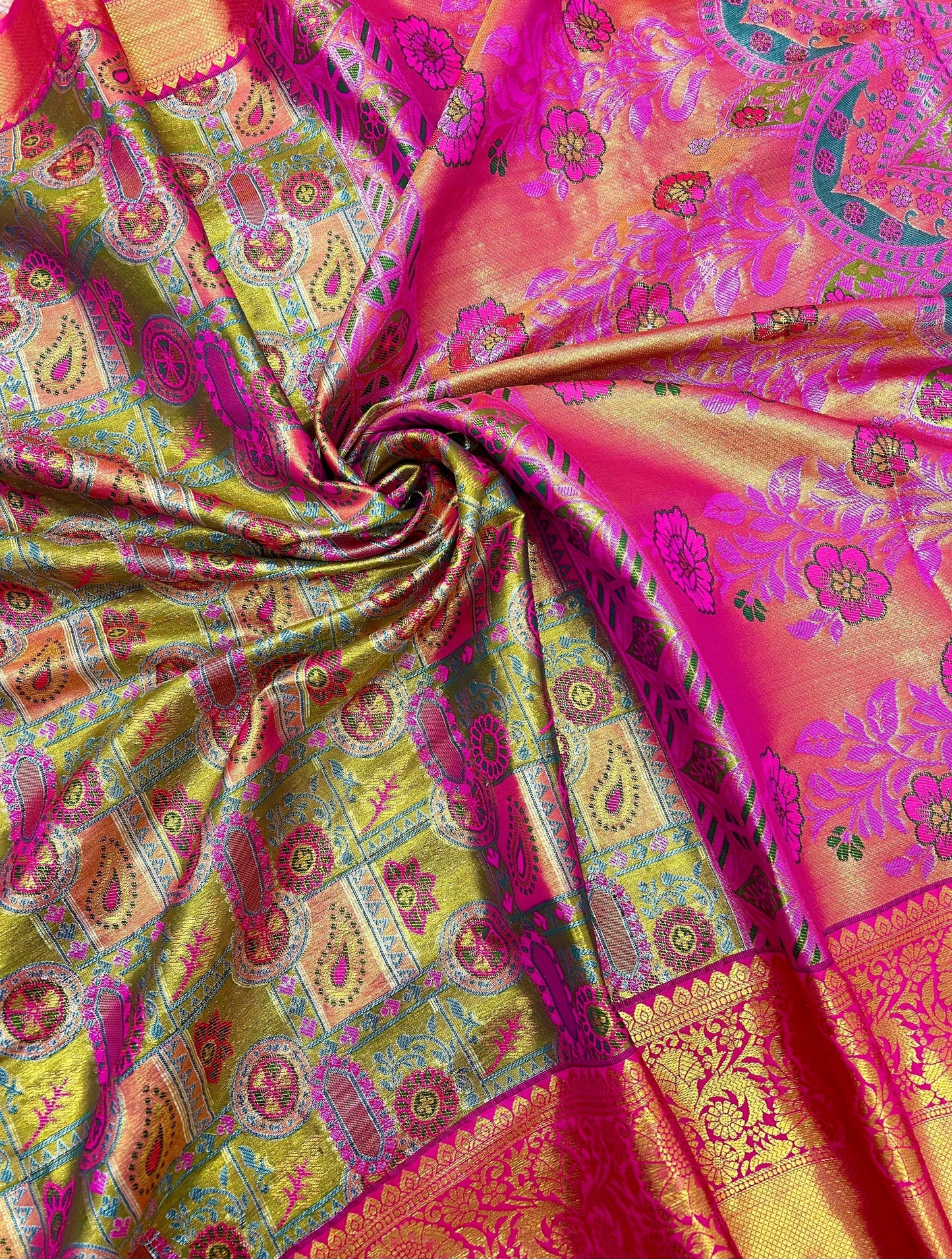 Pure kanchipuram silk Saree with allover zari woven floral design brocade weaves