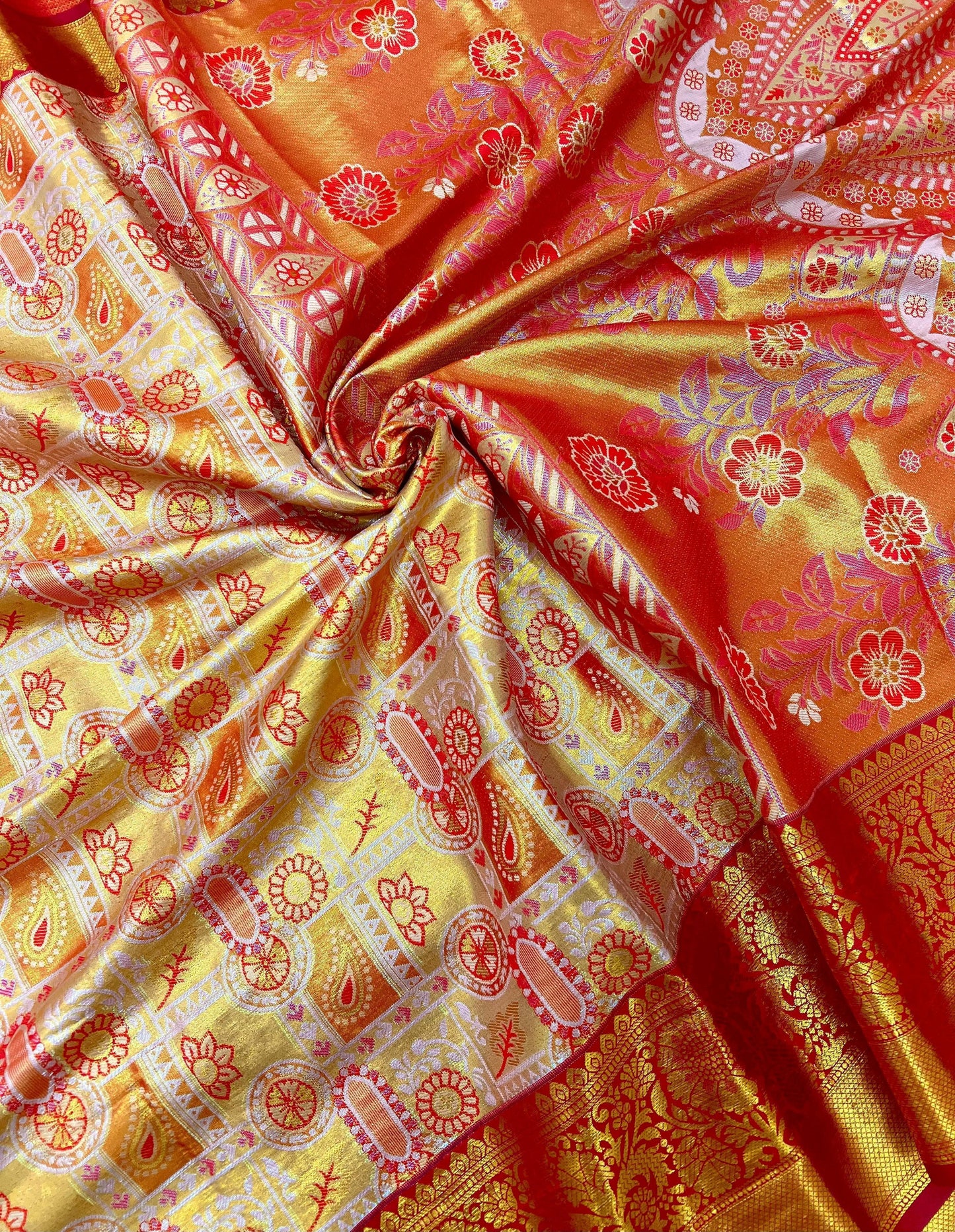 Pure kanchipuram silk Saree with allover zari woven floral design brocade weaves