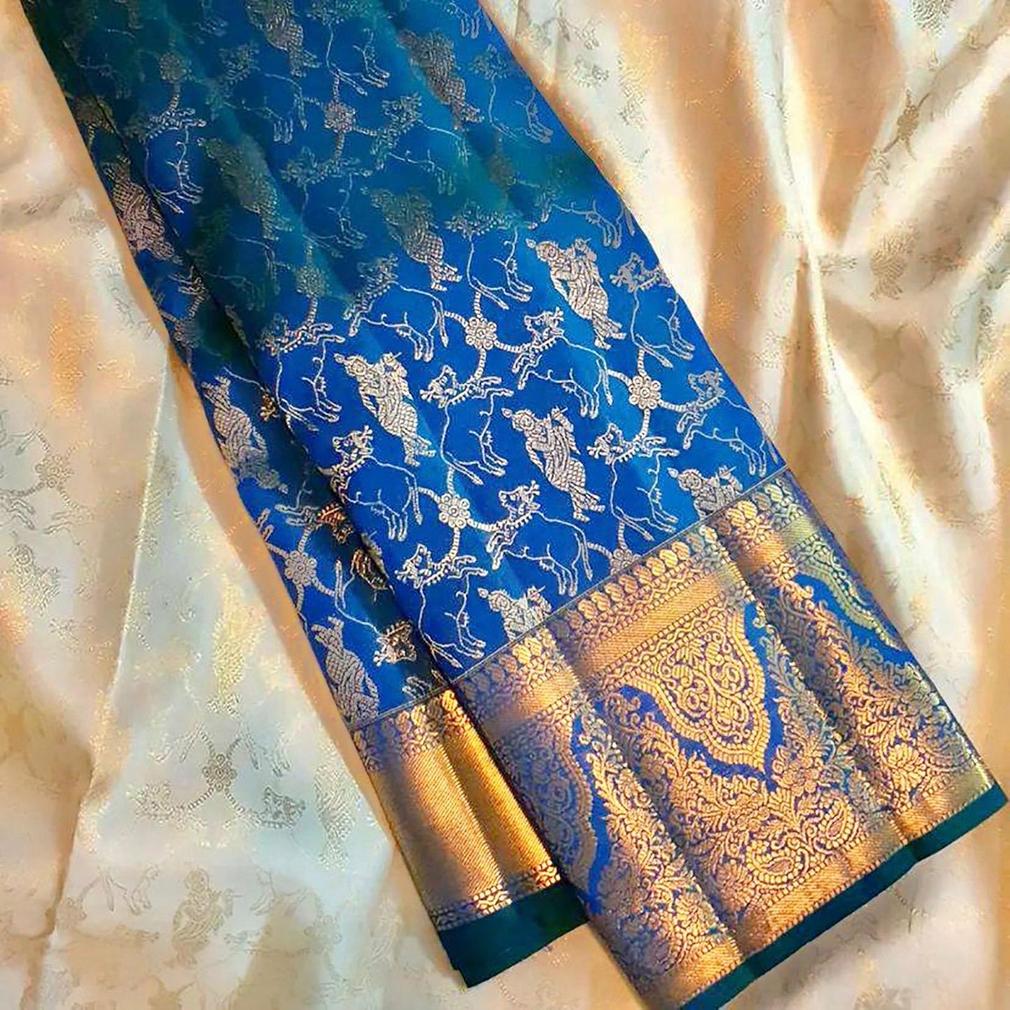 Designer Soft Lichi Silk Saree With Jacquard Work & Beautiful Rich Pallu