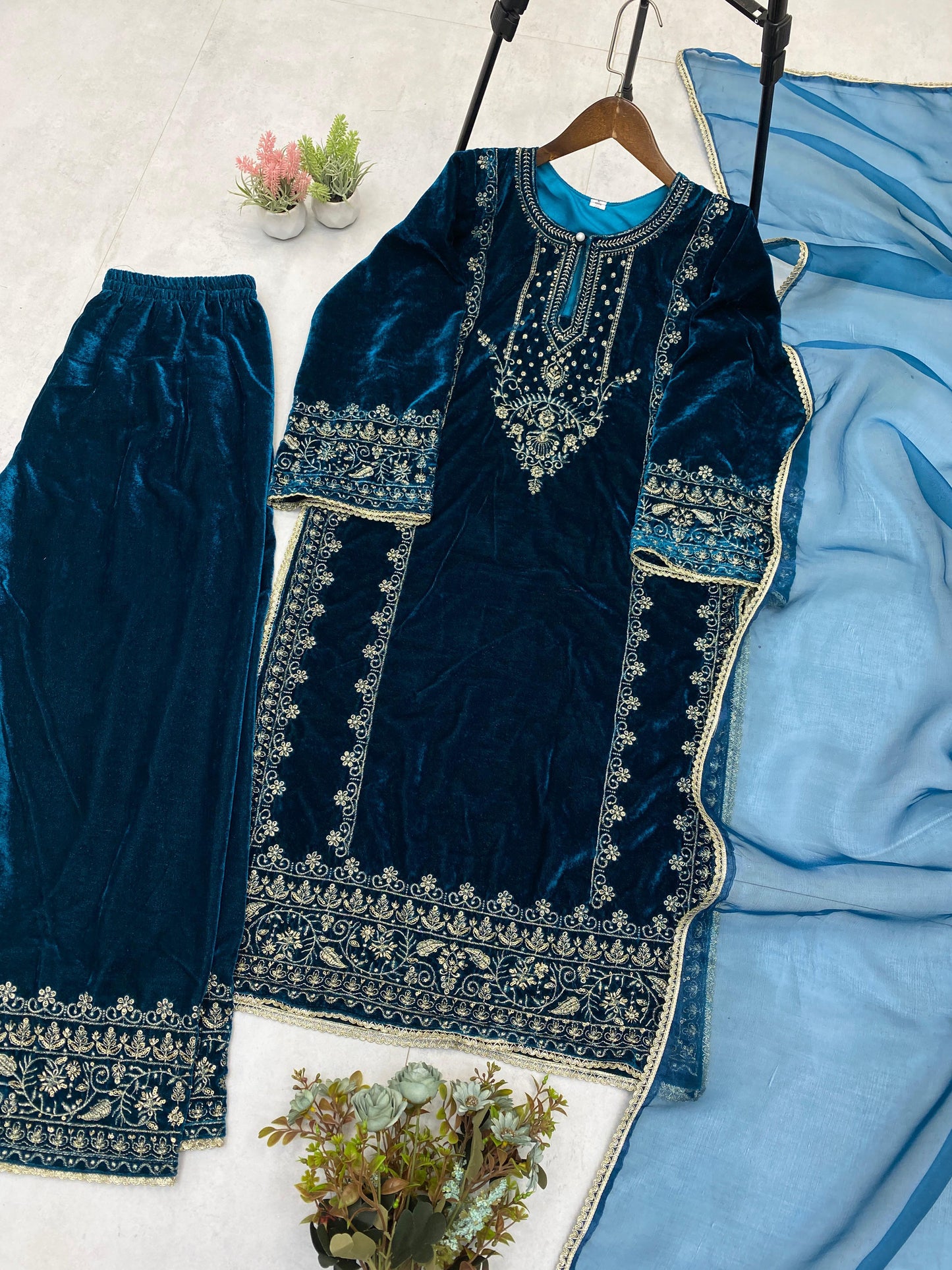Velvet Embroidered Suit Set with Sequence Work
