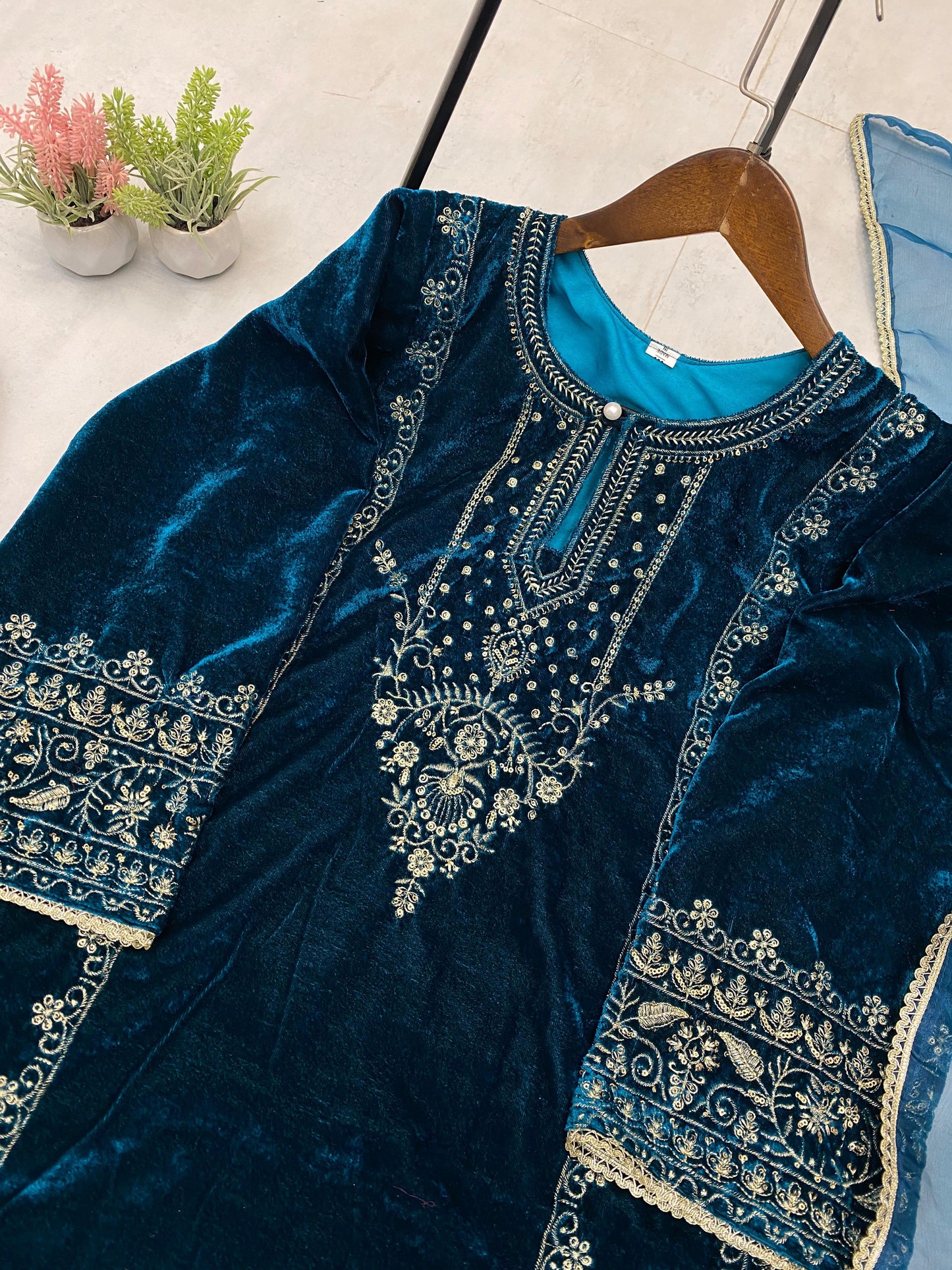 Velvet Embroidered Suit Set with Sequence Work
