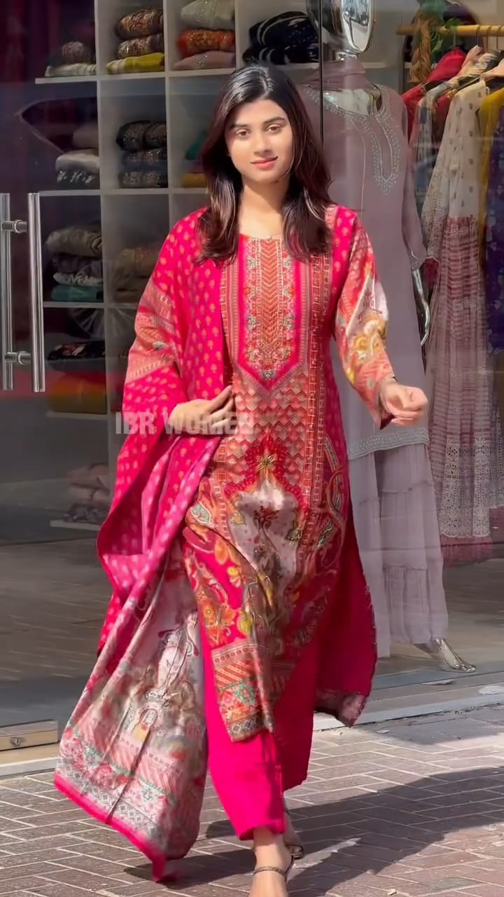 Lilac Muslin Pakistani Suit