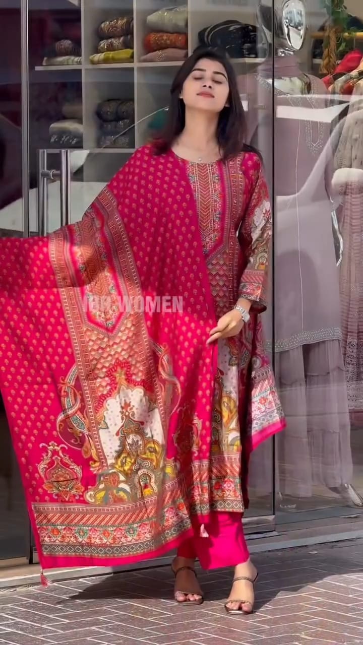 Lilac Muslin Pakistani Suit