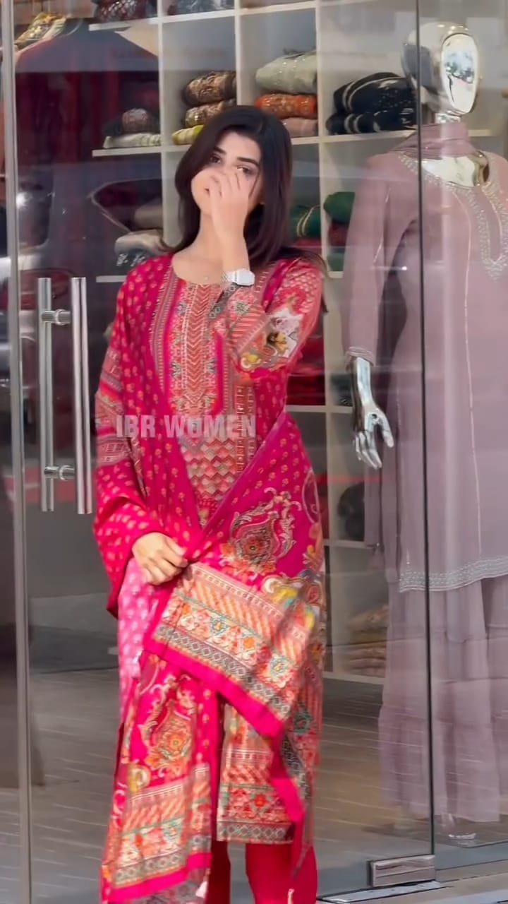 Lilac Muslin Pakistani Suit