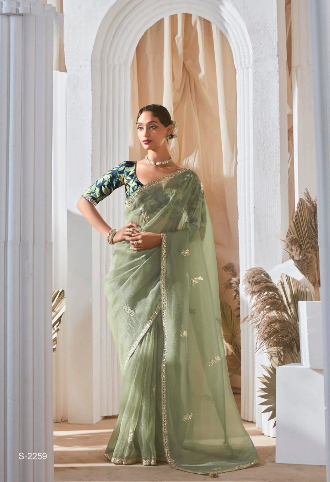 Lace Embroidered Georgette Fancy Saree
